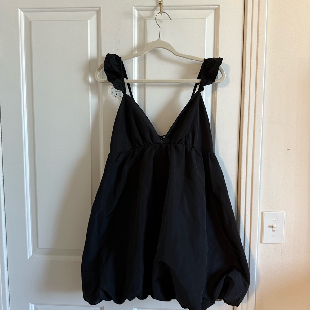 Black Bubble Sleeveless Dress